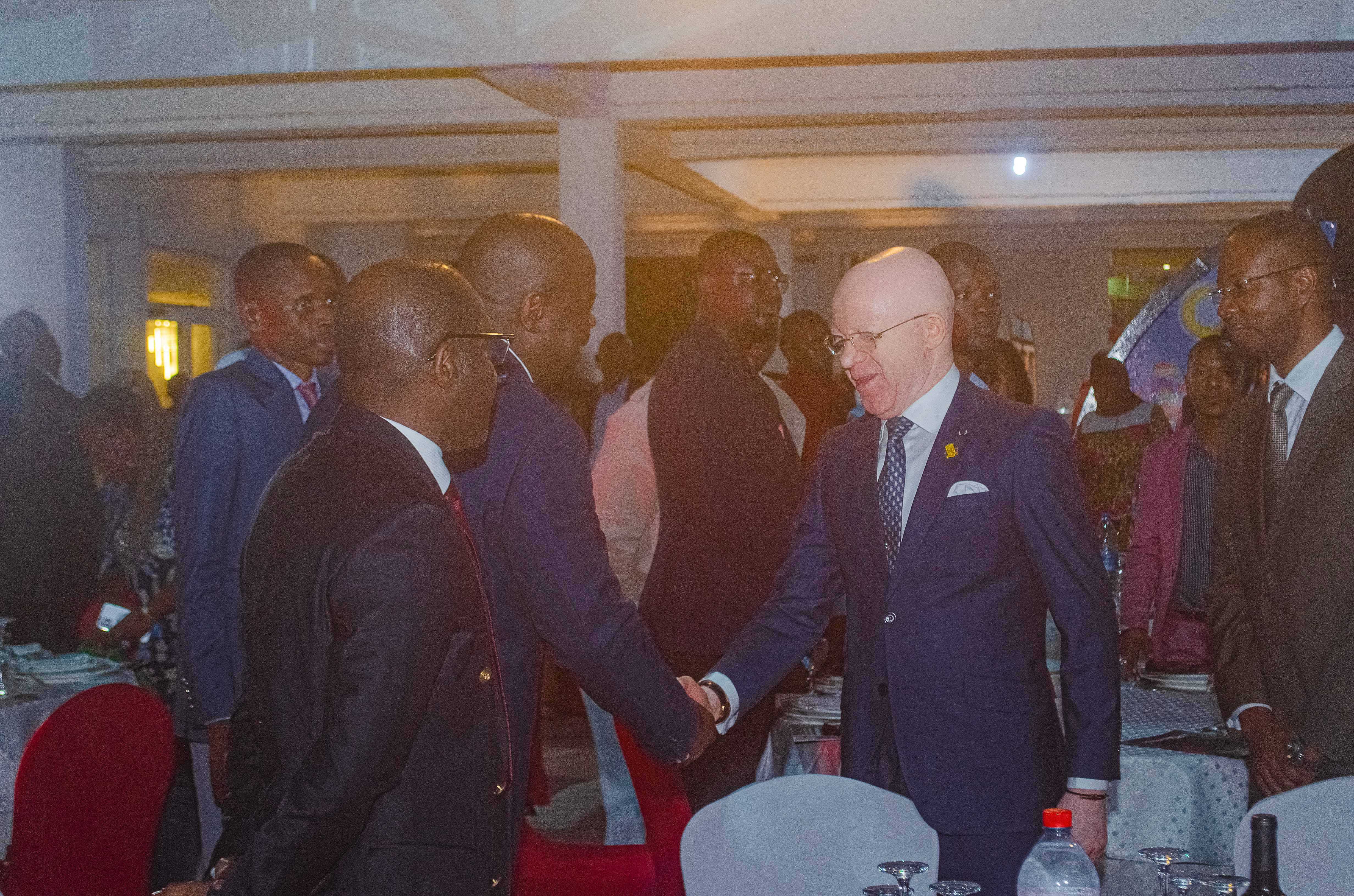 CANAL+ CONGO Programme CANAL+ IMPACT - Seven Congo